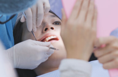 Tratamento Odontológico: Tudo o que Você Precisa Saber para um Sorriso Saudável