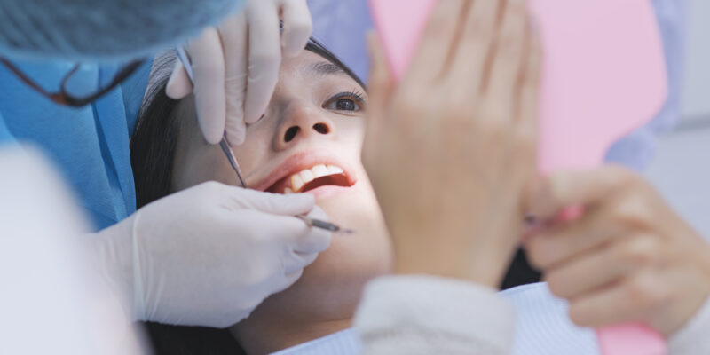 Tratamento Odontológico: Tudo o que Você Precisa Saber para um Sorriso Saudável